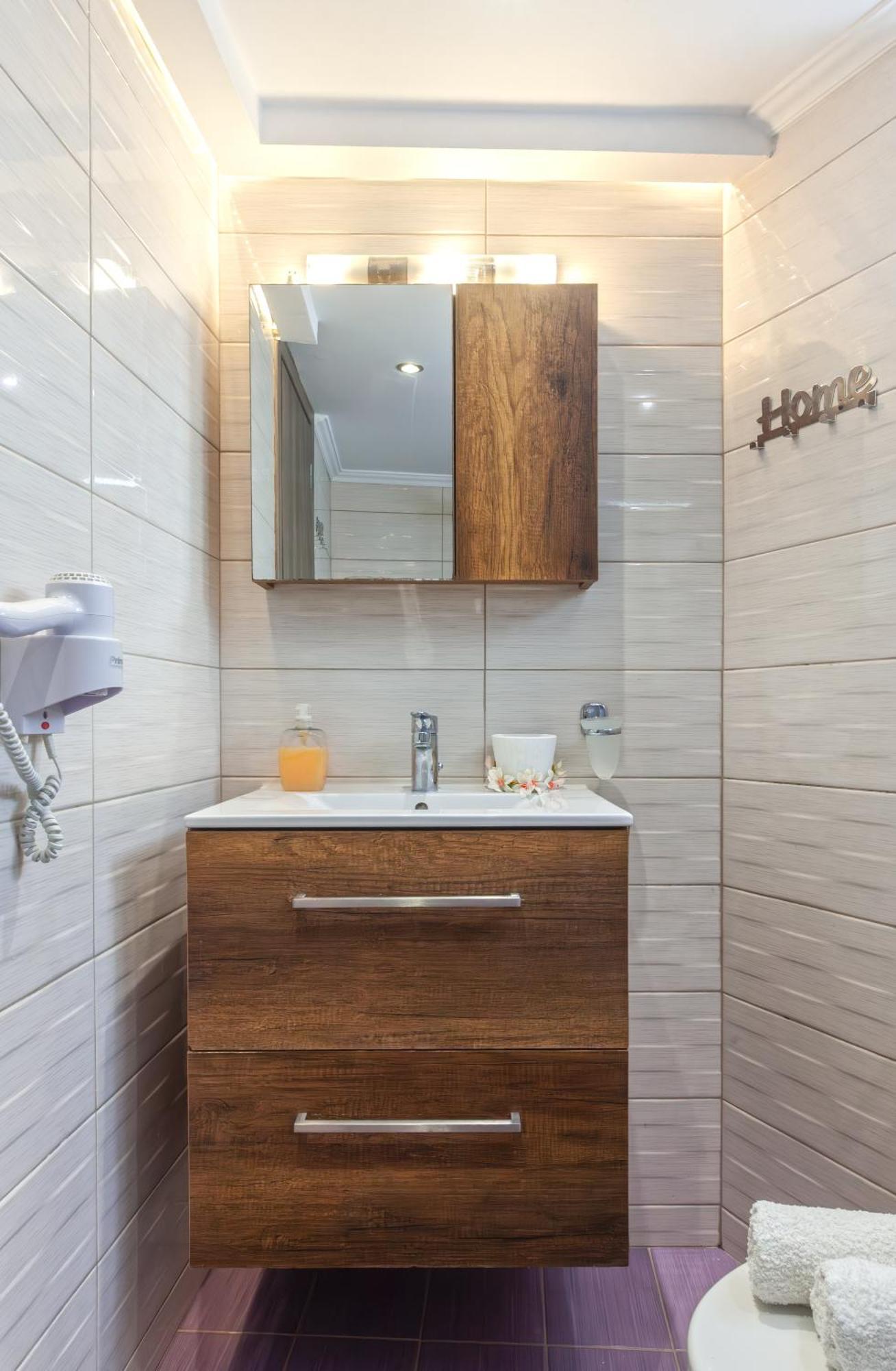 5- Luxury For 4 In The Part Of Rhodes!